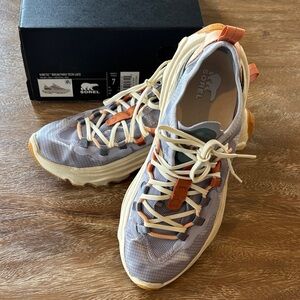 Sorel Kinetic Breakthru Tech Lace sneakers, like new
